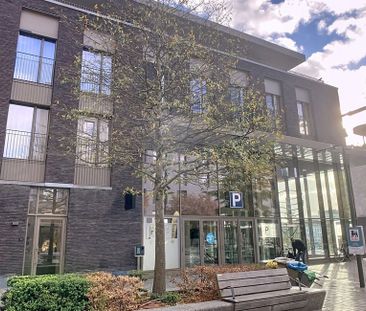 Appartement te huur in Hasselt voor € 950 met 1 slaapkamer - Photo 2