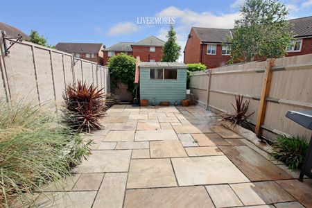 2 bedroom End Terraced to let - Photo 2