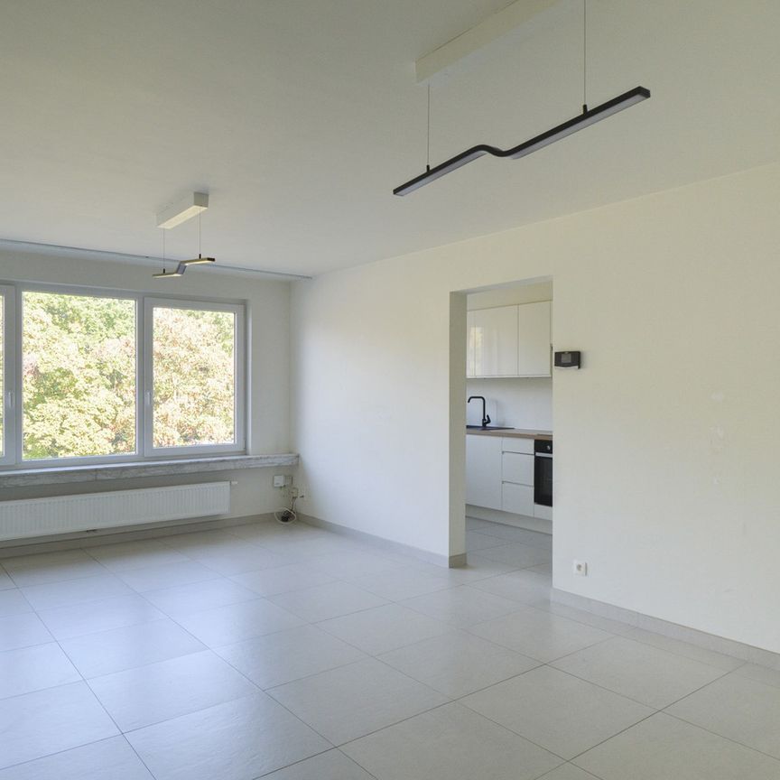 GERENOVEERD APPARTEMENT VLAKBIJ DE INTERNATIONAL SCHOOL - Photo 1