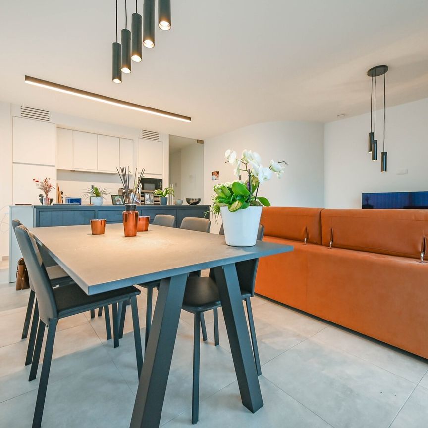 Uniek hoekappartement in blok IV van residentie Blauwpoorte - Photo 1