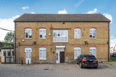 2 bedroom ground floor flat to rent - Photo 5