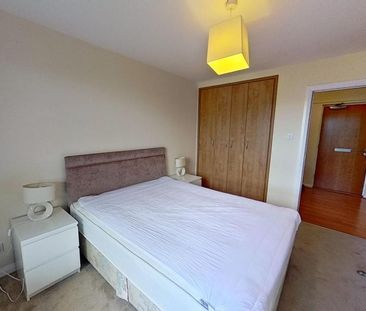 3 bedroom flat to rent - Photo 5