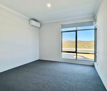 Brand New 3x2 in Alkimos! - Photo 1