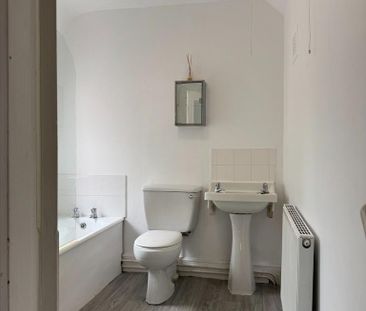 1 bedroom terraced house to rent - Photo 5