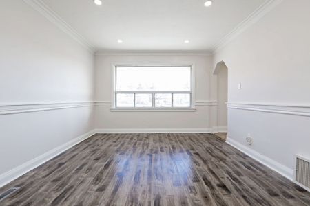 For Lease - 2 Harris Park Drive Unit# Main, Toronto, Ontario - Photo 3