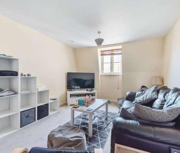 Woodford Way, Witney, OX28 - Photo 3