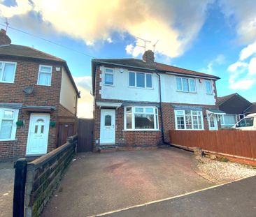 3 bedroom semi-detached to let - Photo 1