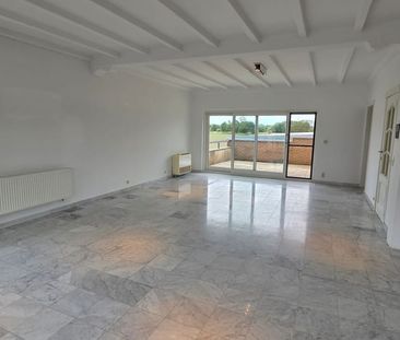 Appartement te huur - foto 2