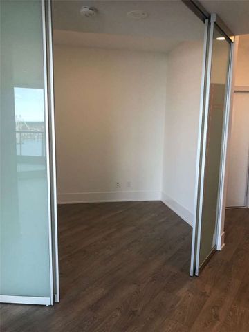 For Lease - 1 edgewater Drive Unit# 621, Toronto, Ontario - Photo 2