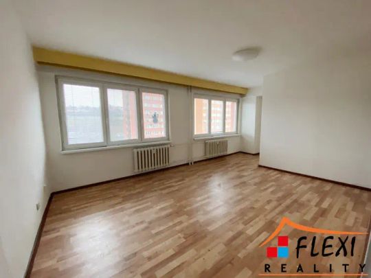 Pronájem prostorného bytu 2+1 s balkónem, 56 m - Photo 1