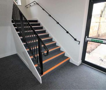 The Old Mitre, Bursnips Rd, Essington, WV11 - Photo 2