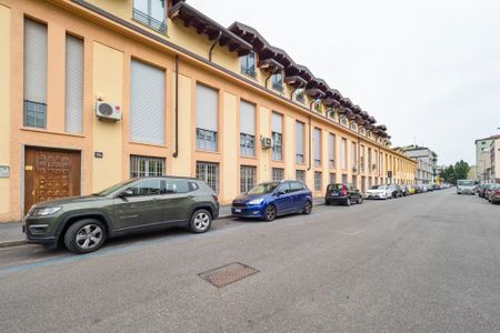 Via Isaac Newton, Milan, Lombardy 20148 - Photo 2