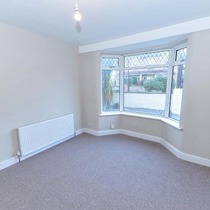 33 Reaville Park, Dundonald, Belfast, BT16 2AR - Photo 1