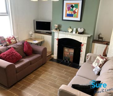 3 bedroom semi-detached house to rent - Photo 1