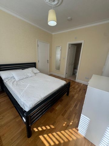 1 bedroom property to rent - Photo 4
