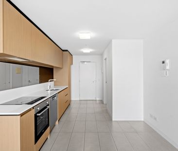 504/15 Clifton Street, Prahran VIC 3181 - Apartment For Rent | Domain - Photo 4