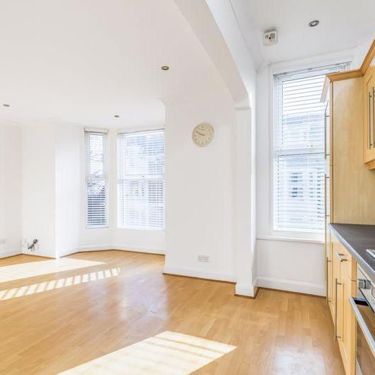 2 bedroom apartment to rent - Photo 1