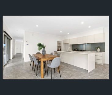 1 room available for rent on a room-to-room basis in a well-maintai... - Photo 3