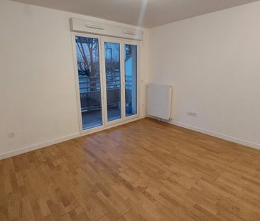 location Appartement T1 DE 28m² À NEUILLY PLAISANCE - Photo 3