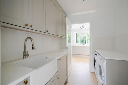 3 bedroom detached house to rent - Photo 4