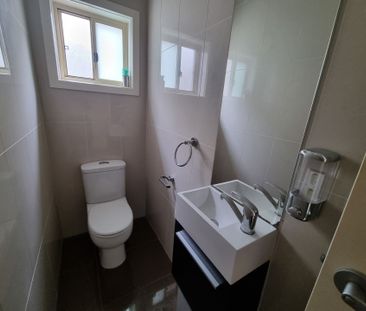 Low Maintenance Unit - Photo 6