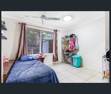 4 ST GEORGE COURT, DECEPTION BAY QLD 4508 - Photo 3