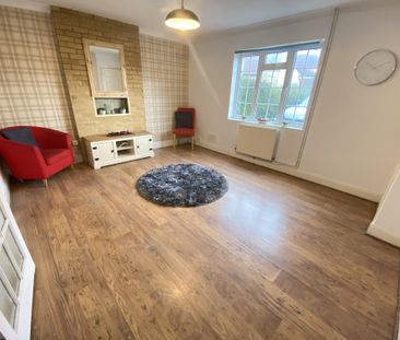 Commonfields, Harlow - Photo 1