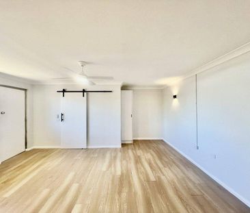 Location, Lifestyle, and Comfort All in One - Photo 1