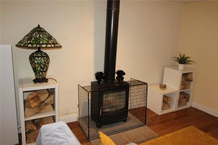 1 bedroom detached house to rent - Photo 2