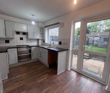 2 bedroom terraced house to rent - Photo 6