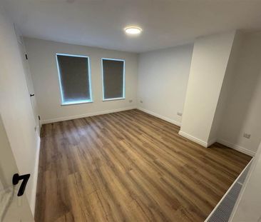 38 Prince Andrew Park, Belfast, BT12 5PW - Photo 2