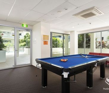 Available Now! 3 Bed 2 Bath 2 Parking - Lifestyle & Convenience at ... - Photo 3