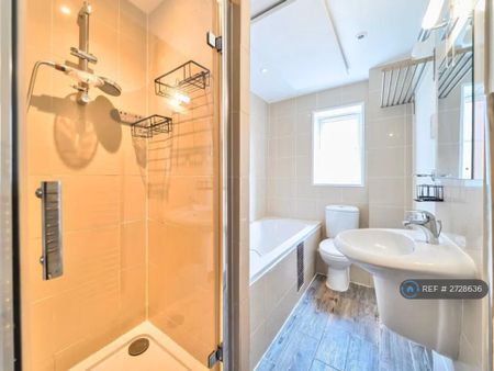 1 bedroom flat to rent - Photo 5