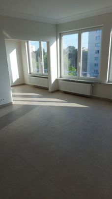 Appartement te Ganshoren van 100 m2 - Foto 1