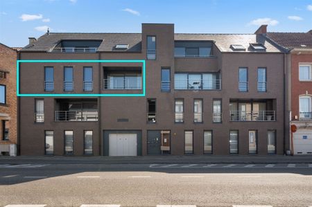 Lichtrijk en ruim appartement met twee terrassen en ondergrondse autostaanplaats - Foto 4