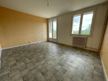 Location Appartement 3 pièces 58m² ANNONAY 07100 - Photo 2