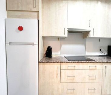 3 bedroom luxury Townhouse for rent in Estepona, Spain - Photo 5