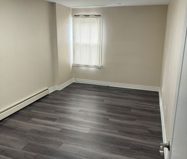 For Lease - 3828 A Bloor Street, Toronto, Ontario - Photo 1