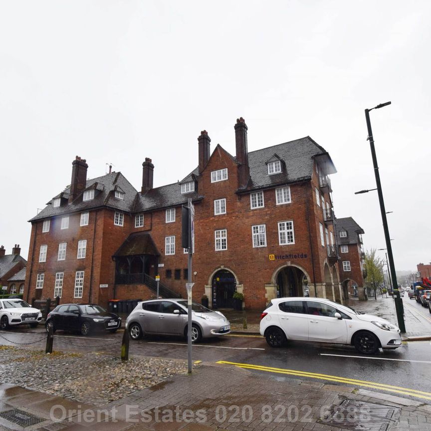 Price £3,000 pcm - Available 23/06/2025 - Furnished - Photo 1