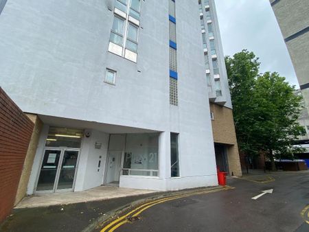 2 bedroom flat to rent - Photo 3