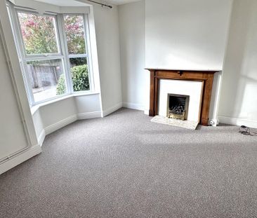 2 bedroom end of terrace house to rent - Photo 1