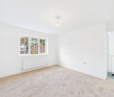 3 bedroom detached house to rent - Photo 3