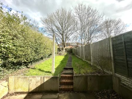 3 bedroom terraced house to rent - Photo 5