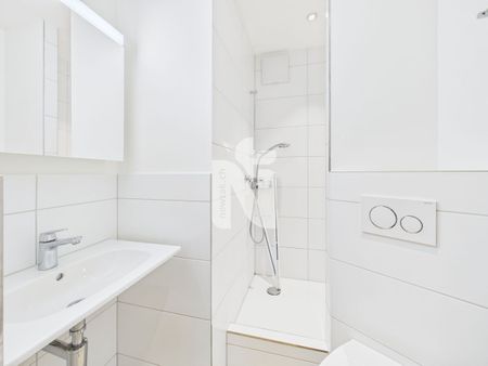 Helle und grosszügige 5.5-Zimmer-Wohnung am Löwenkreisel mit Balkon, Waschturm und 2 Badezimmern - Foto 4