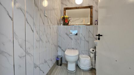 1 bedroom property to rent - Photo 4