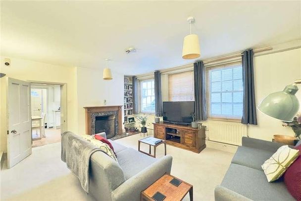 London End, Beaconsfield, Buckinghamshire, HP9 - Photo 1