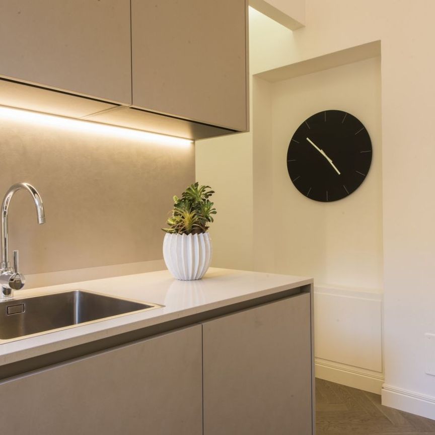 Duomo Contemporary - Photo 1