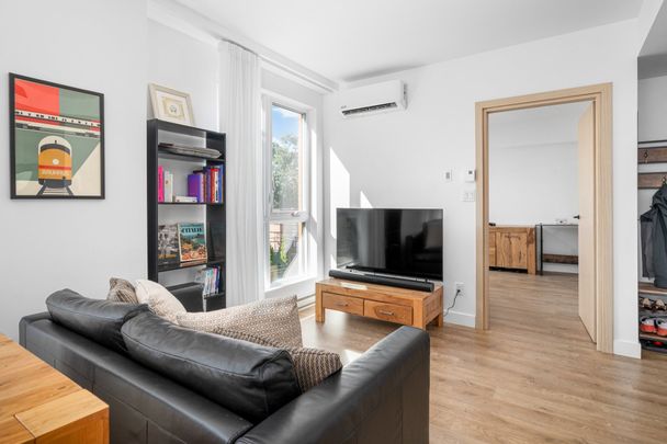 5 Rue Guizot O., #323 - Photo 1