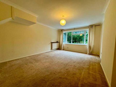 Tayles Hill Drive, Ewell, Epsom, KT17 - Photo 5