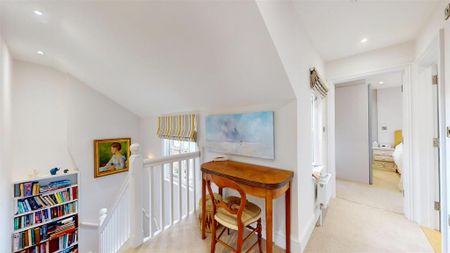 3 bedroom end of terrace house to rent - Photo 2